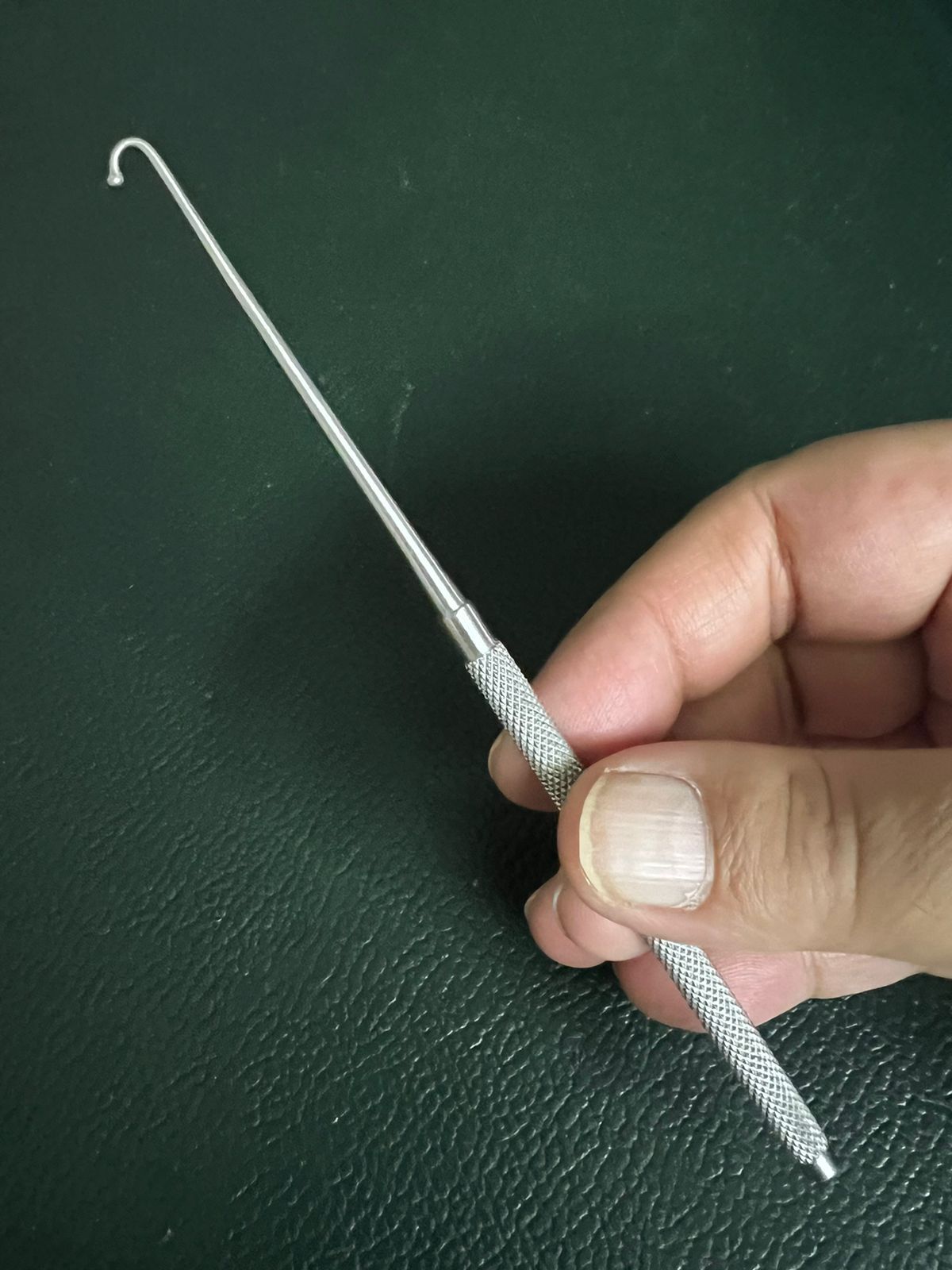 Spay Hook 16cm ขอเกี่ยวมดลูกโค